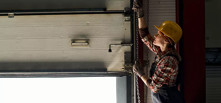 Addressing Common Garage Door Stoppage Issues in Pooler, GA