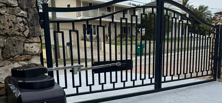 Swing Gate Opener with Keypad Pooler