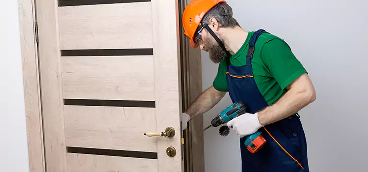 Replace Internal Door Handle with Lock Pooler