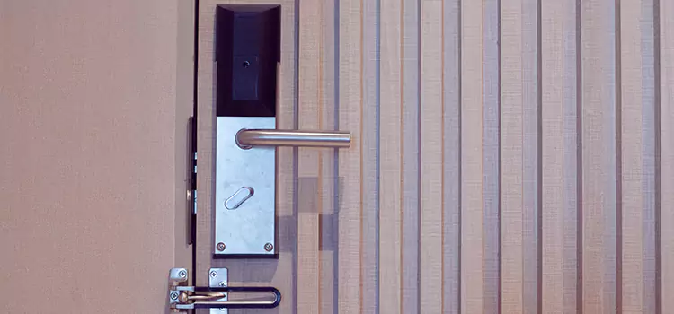 Installing a Maglock Pooler